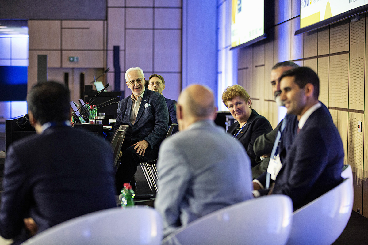 EMUC25 experts from various specialties